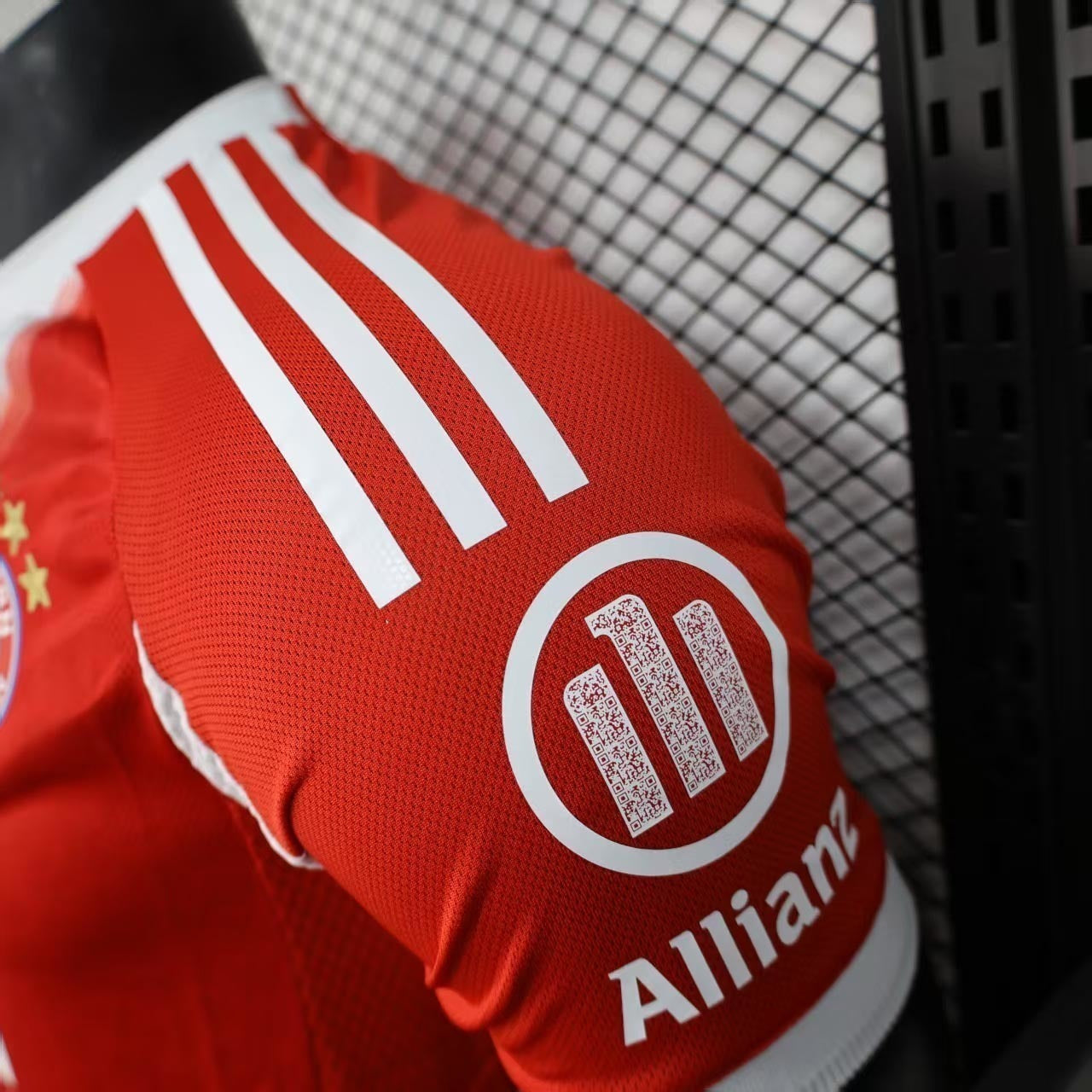 25-26 Bayern Munich Home Kit