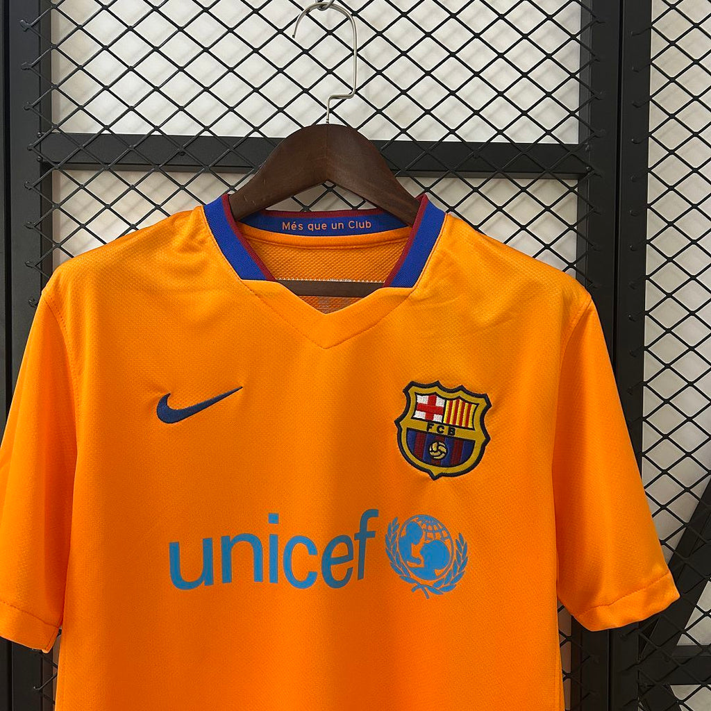 06-07 Barcelona Away Retro Kit