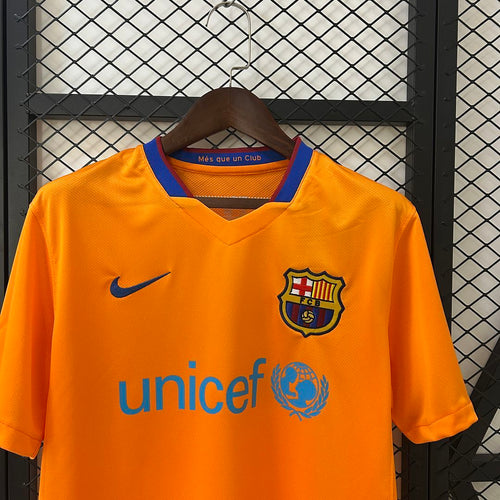 06-07 Barcelona Away Retro Kit