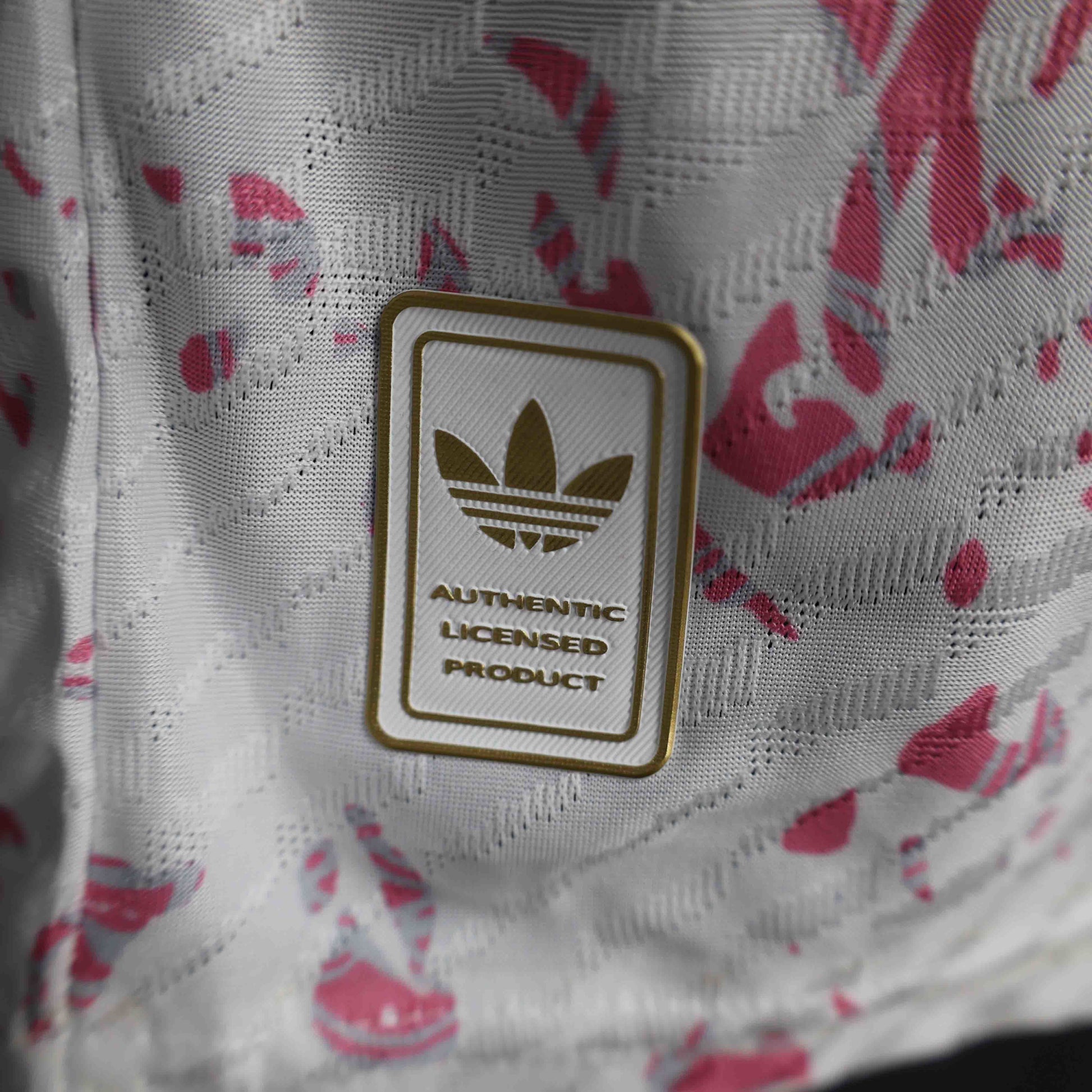 25-26 Real Madrid Pink Dragon Special Edition Kit