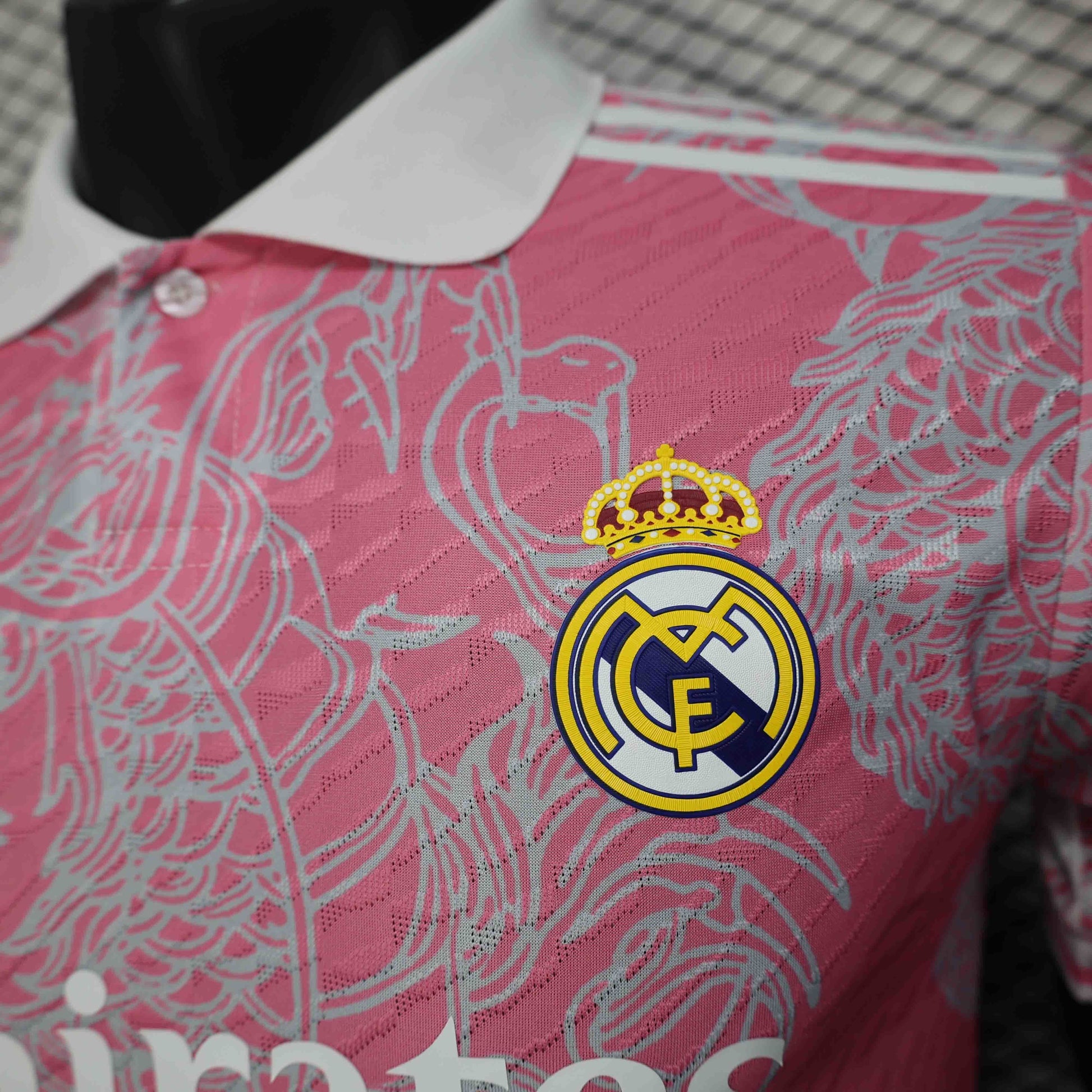 25-26 Real Madrid Pink Dragon Special Edition Kit